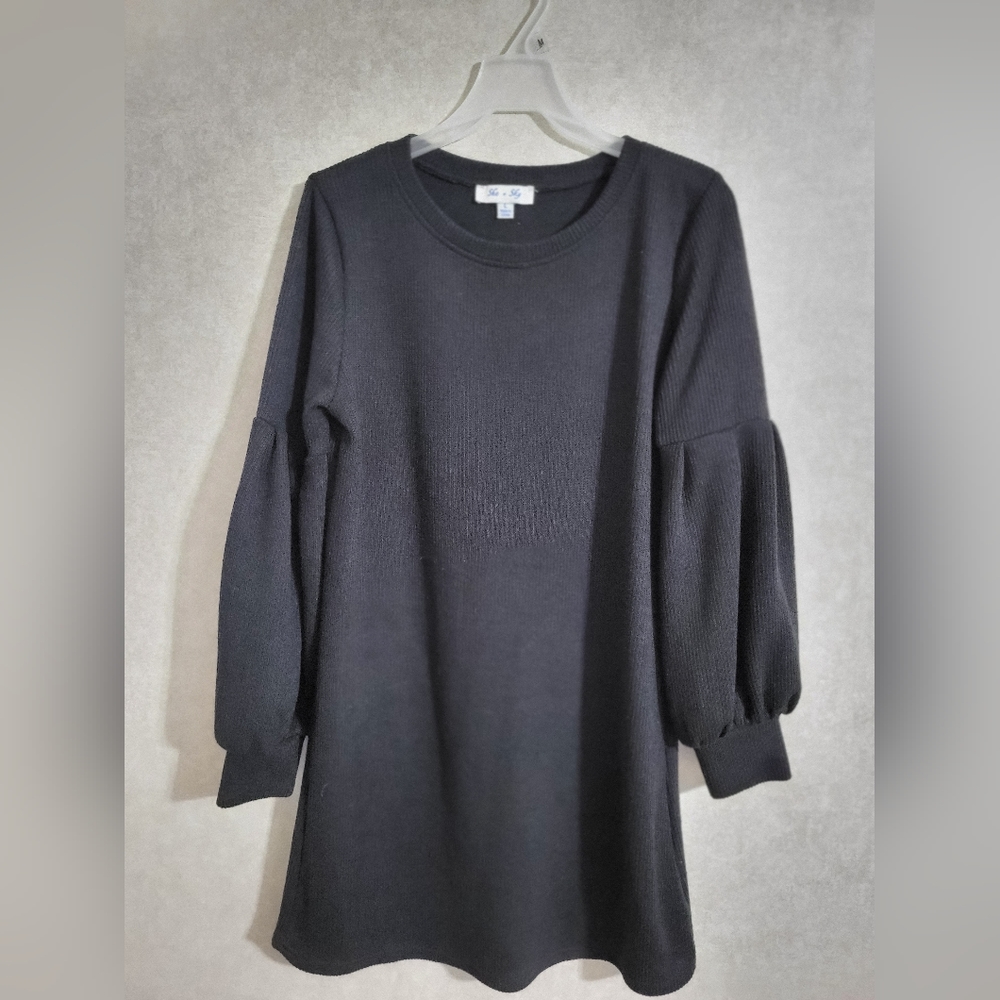 SHE + SKY. Beautiful and comfortable sweter.